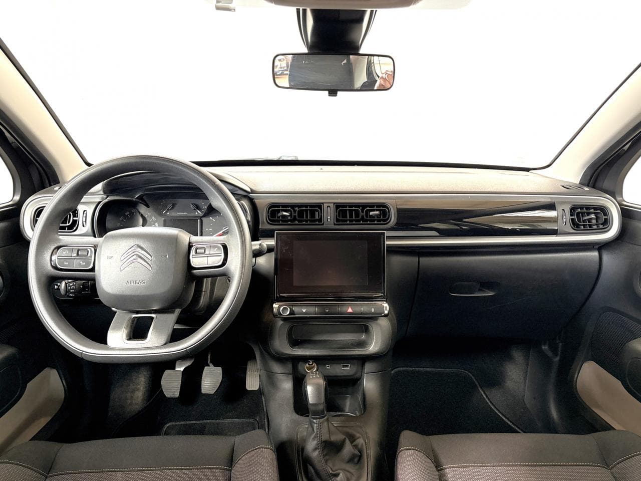 2018 Citroen C3 - 12