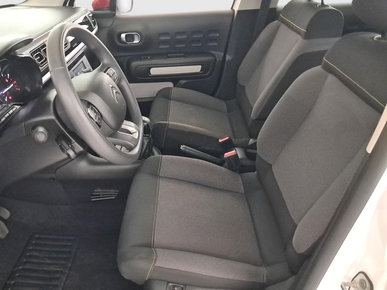 2022 Citroen C3 - 17