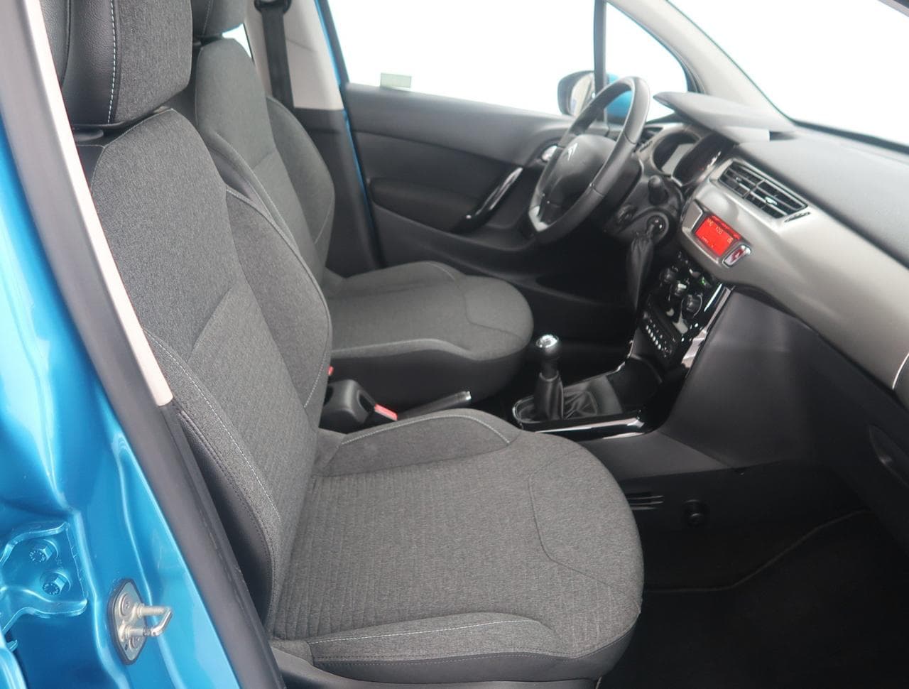 2016 Citroen C3 - 12