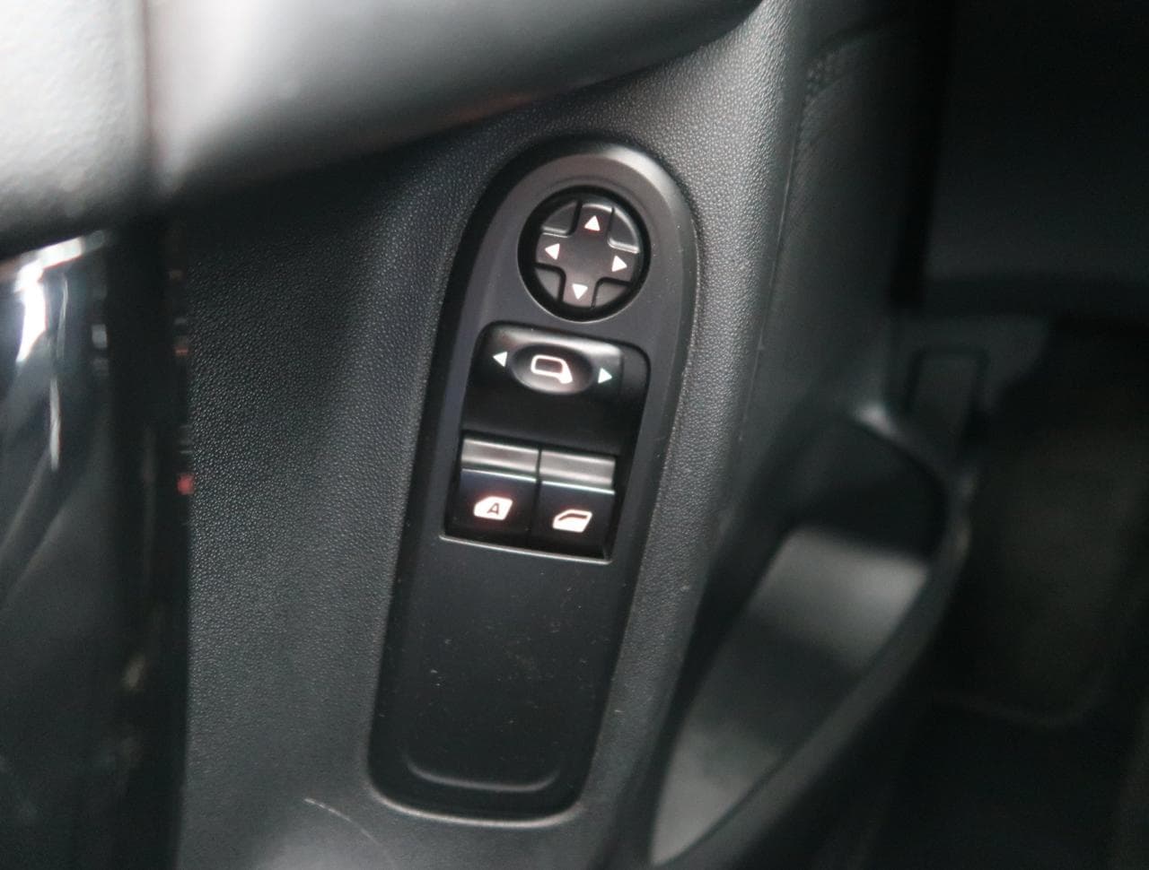 2016 Citroen C3 - 25