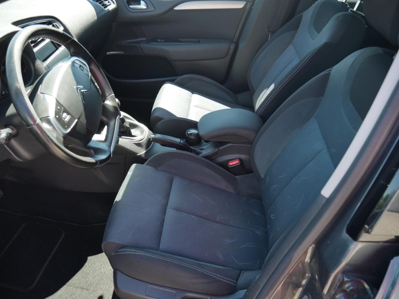 2011 Citroen C4 - 9