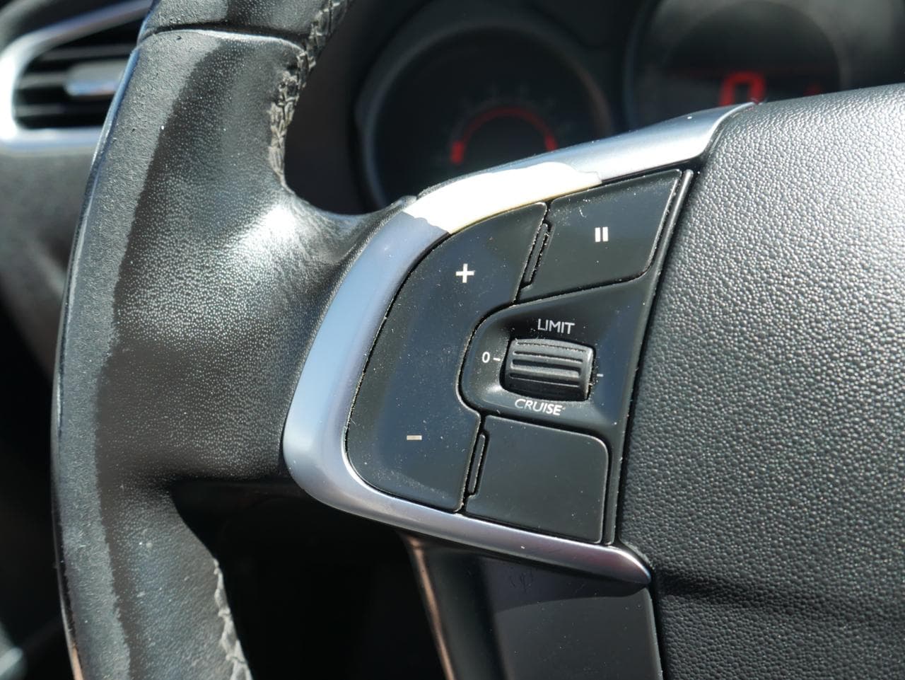 2011 Citroen C4 - 13