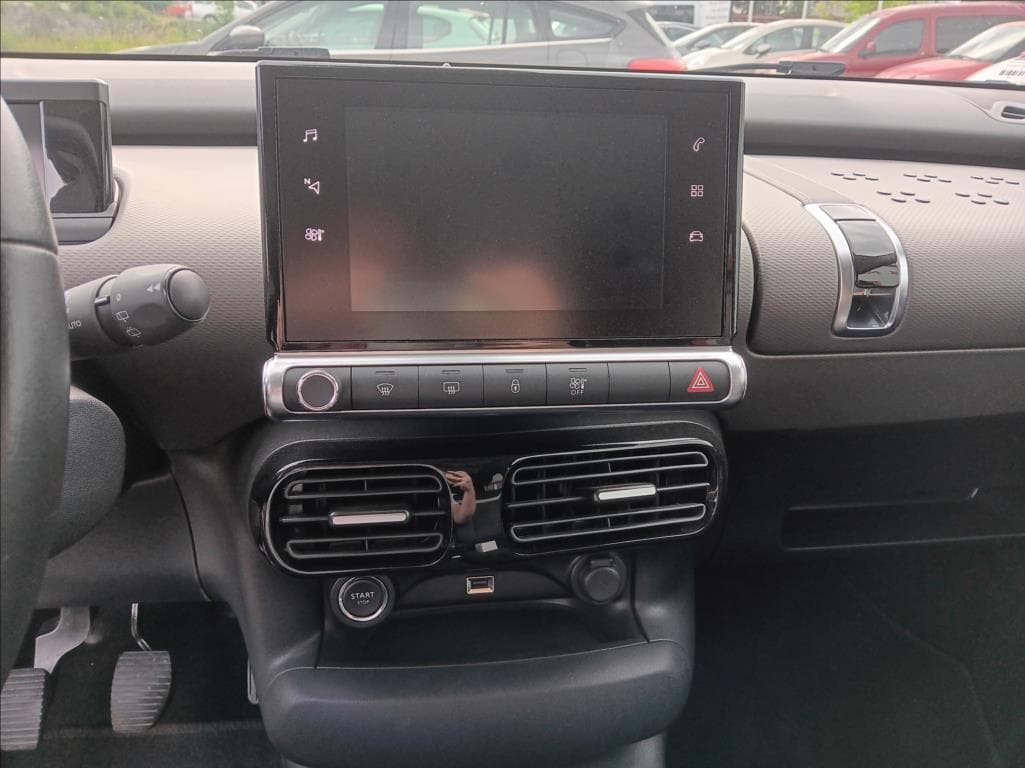 2018 Citroen C4 - 17