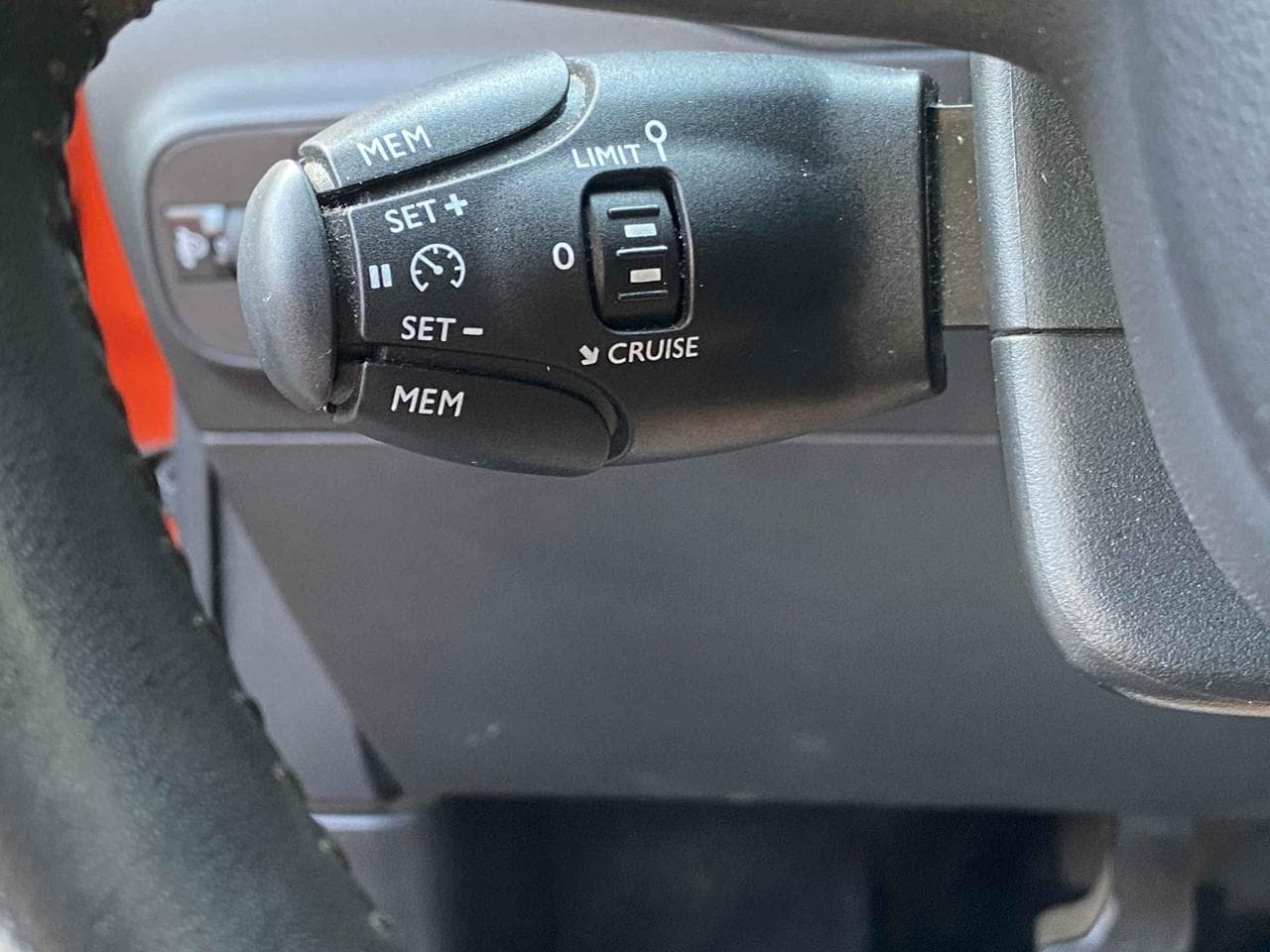 2017 Citroen C3 - 24