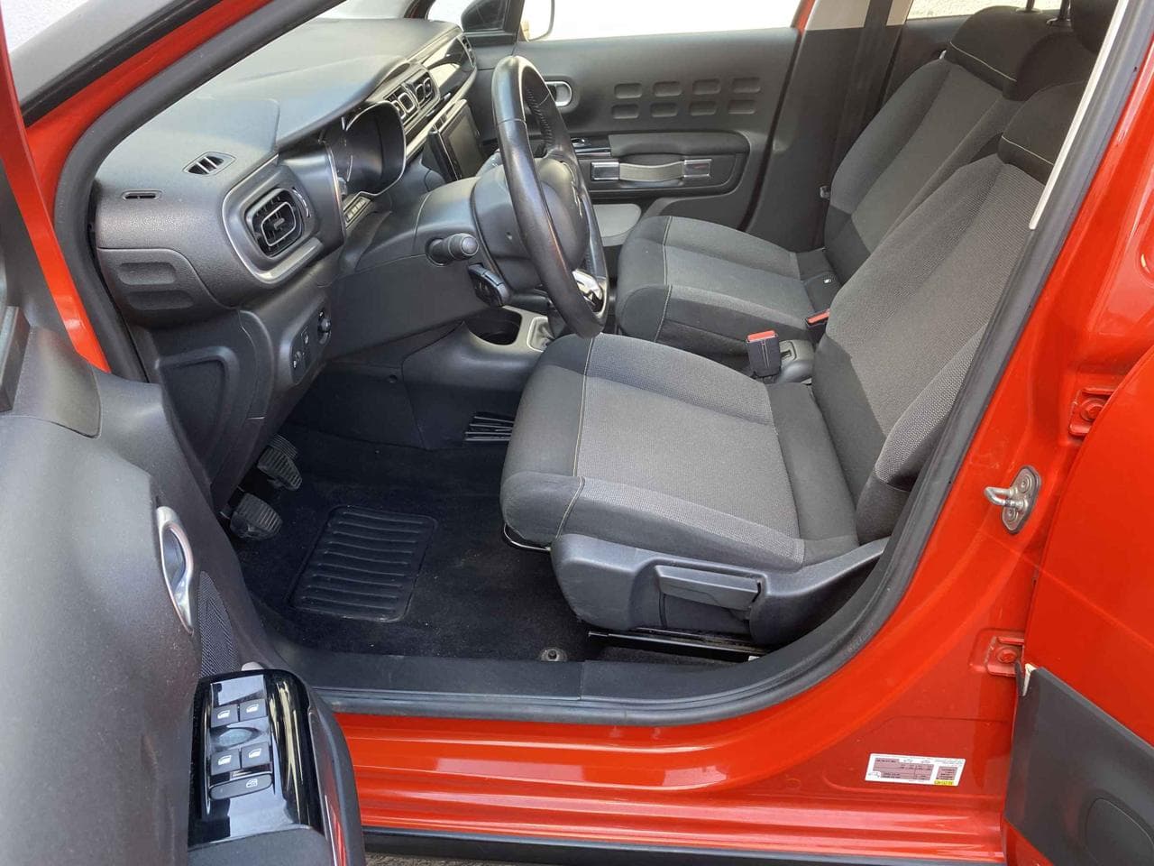 2017 Citroen C3 - 14