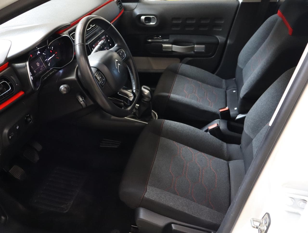 2017 Citroen C3 - 16
