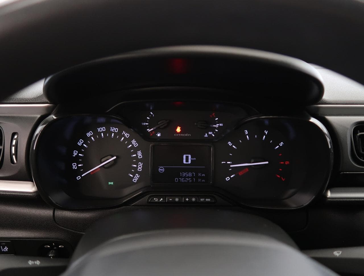 2017 Citroen C3 - 17
