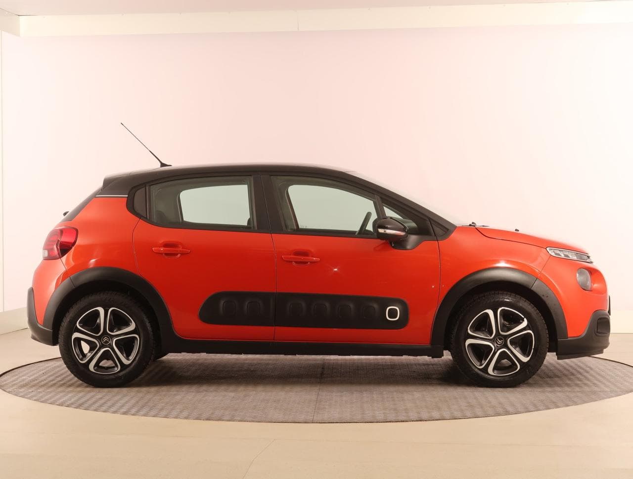 2017 Citroen C3 - 8