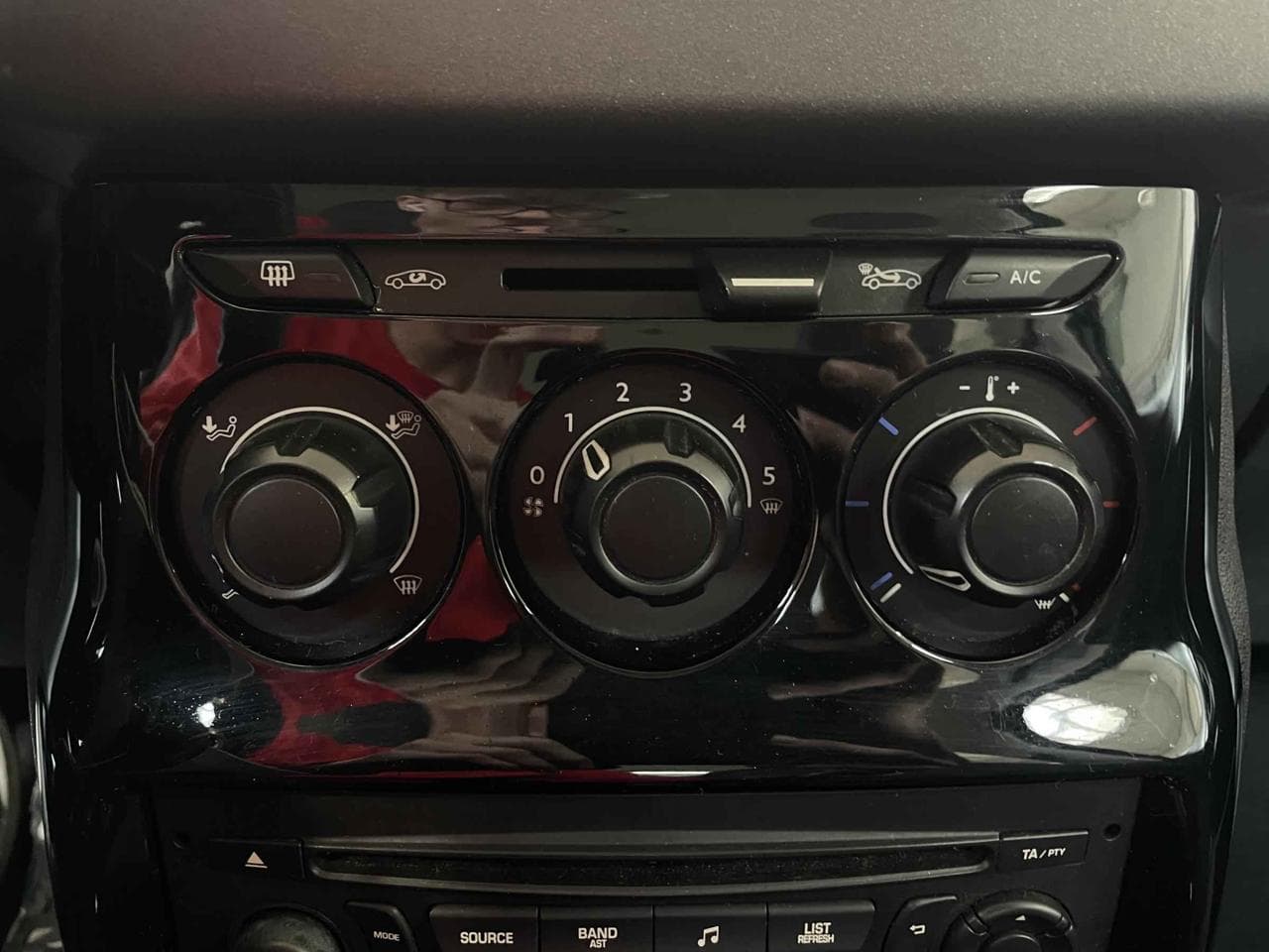 2015 Citroen C3 - 13