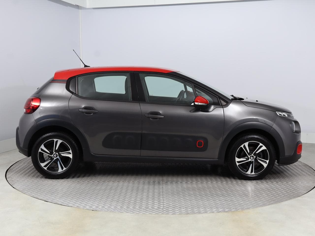 2018 Citroen C3 - 8