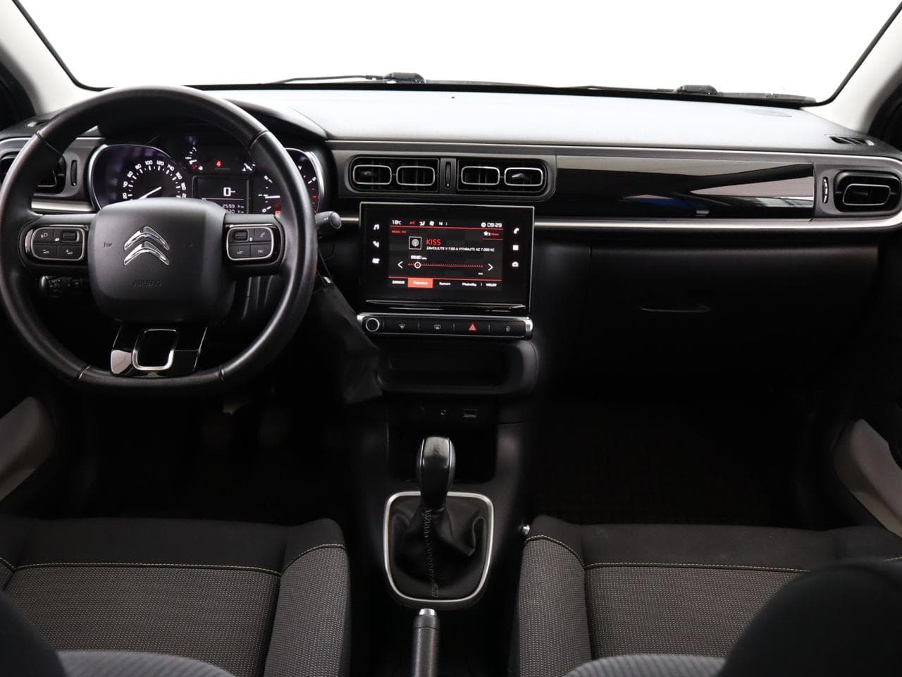 2018 Citroen C3 - 9