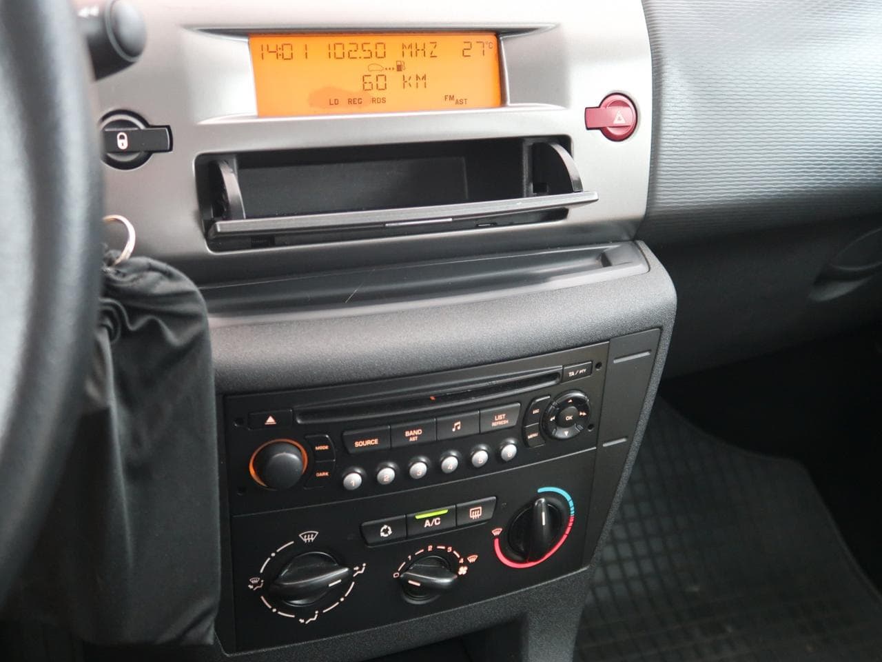 2010 Citroen C4 - 30