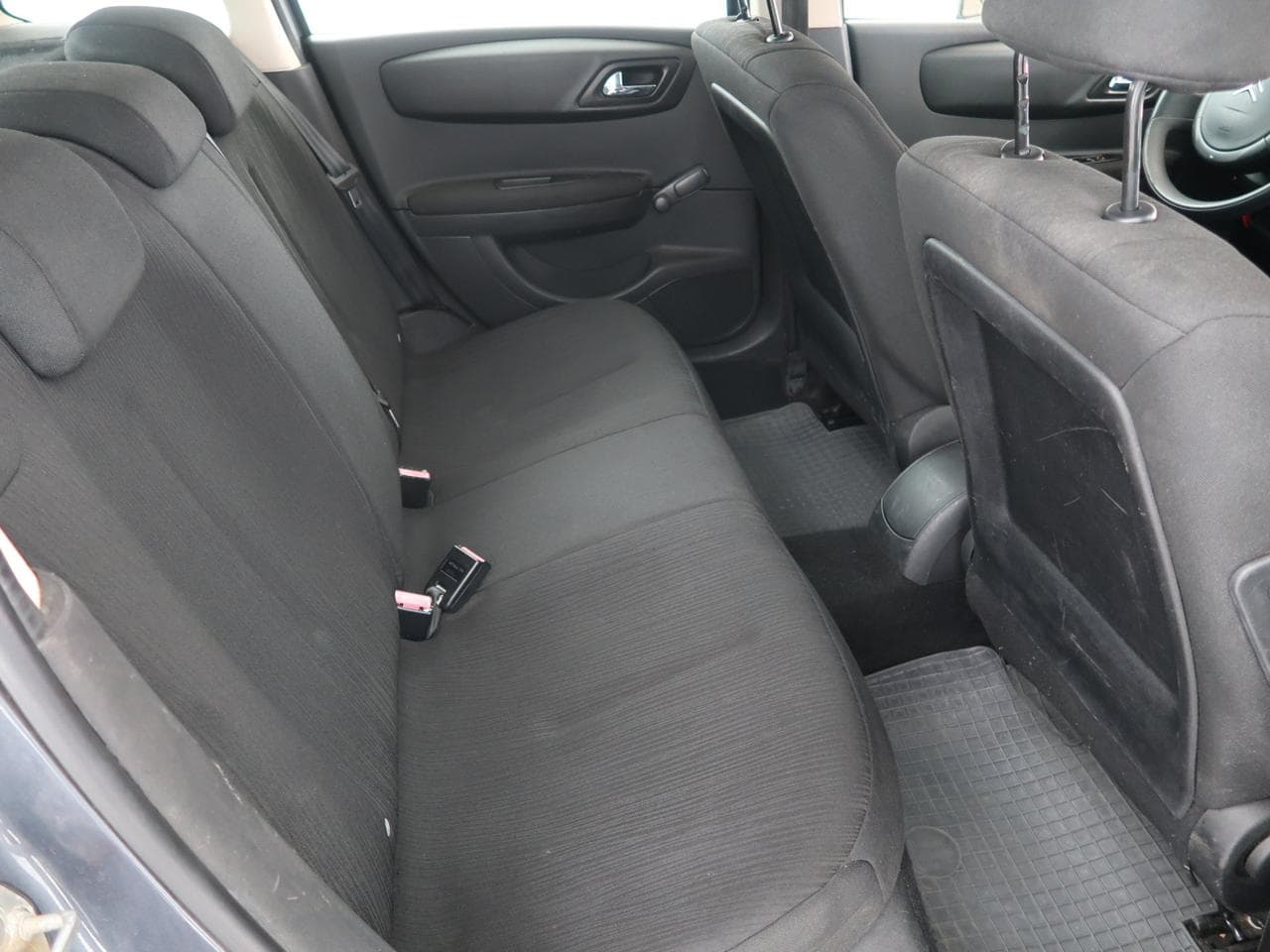 2010 Citroen C4 - 23