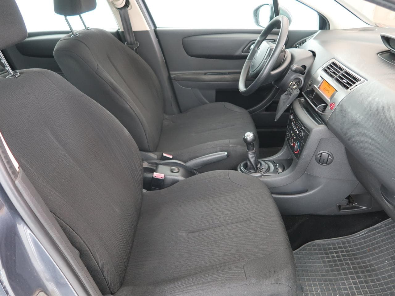 2010 Citroen C4 - 21