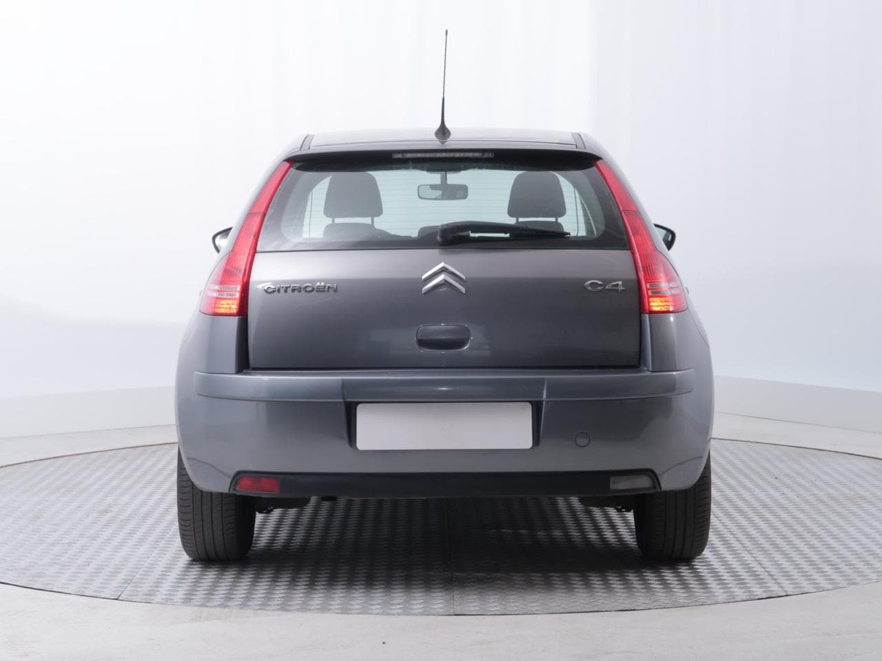 2010 Citroen C4 - 11