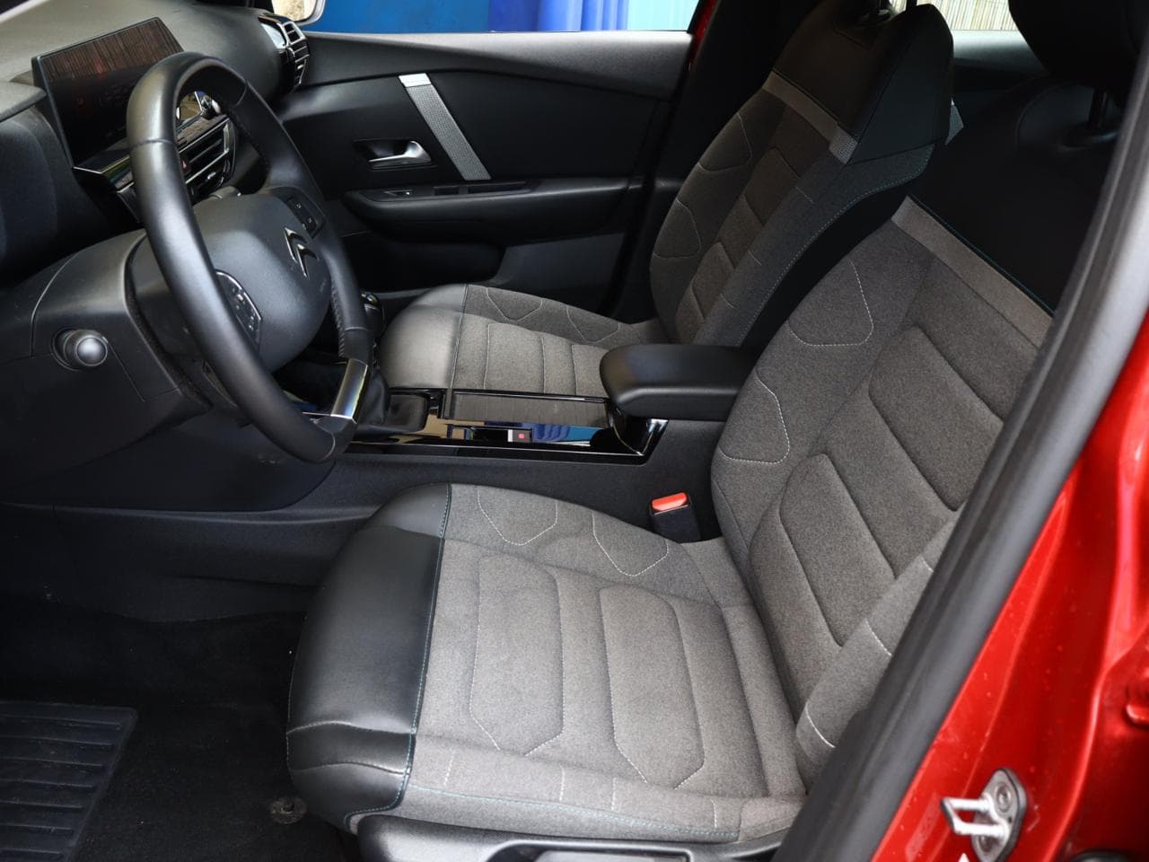 2021 Citroen C4 - 24