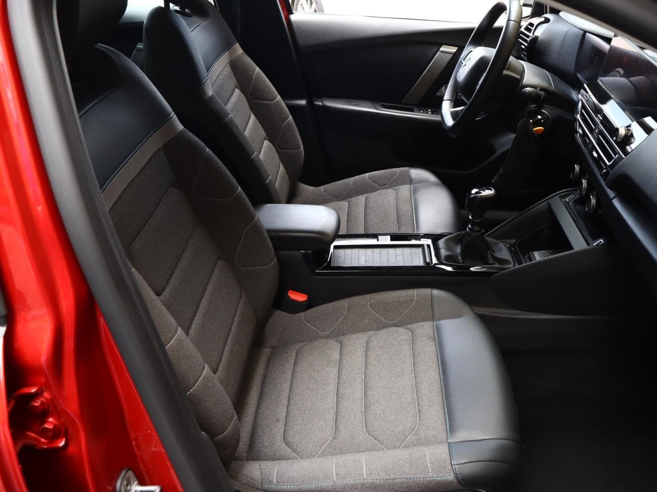 2021 Citroen C4 - 16