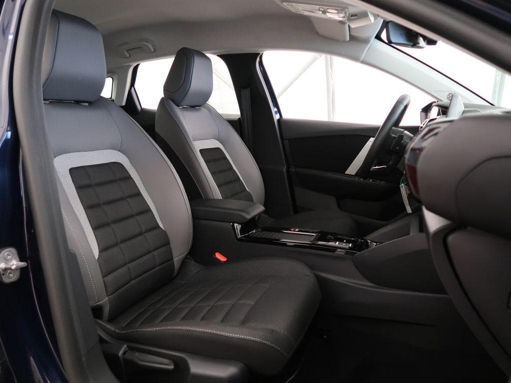 2025 Citroen C4 - 30