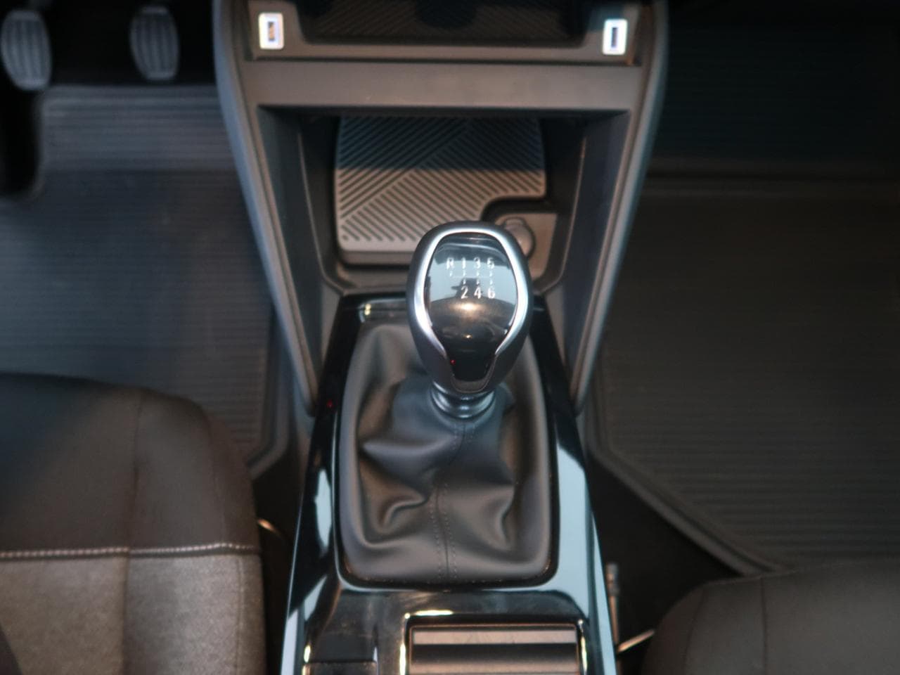 2022 Citroen C4 - 18