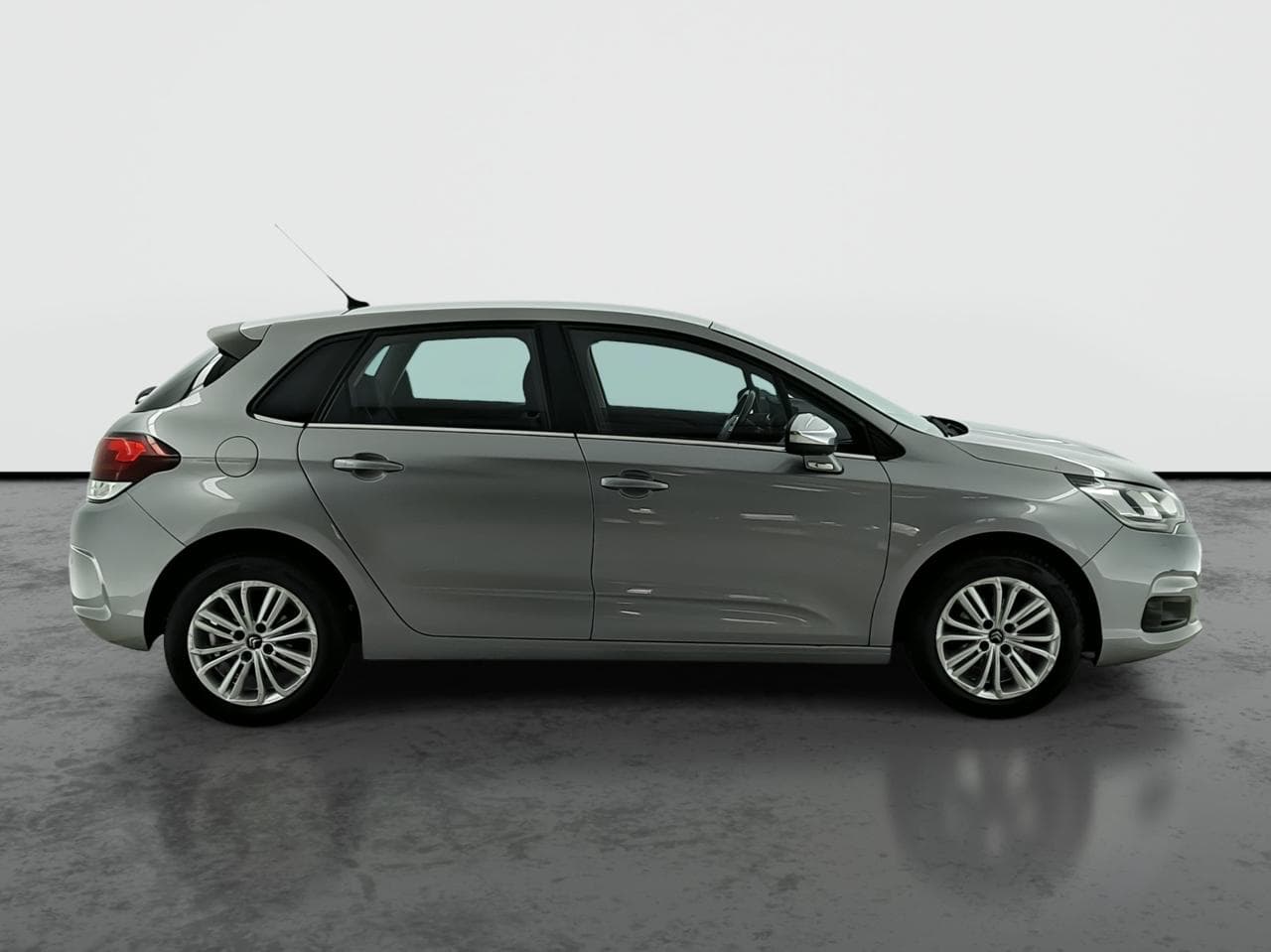 2016 Citroen C4 - 8