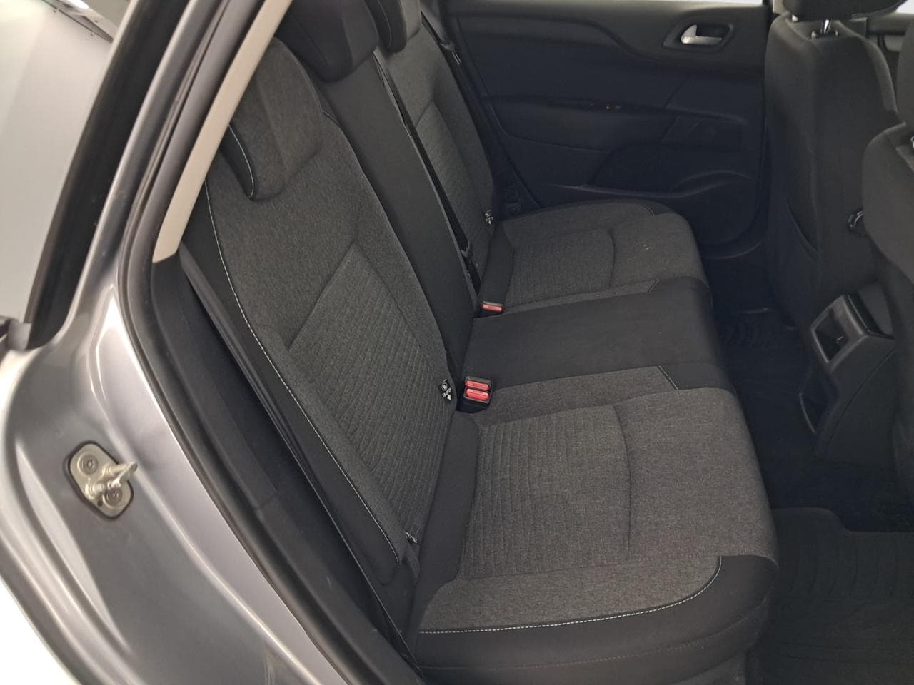 2016 Citroen C4 - 13