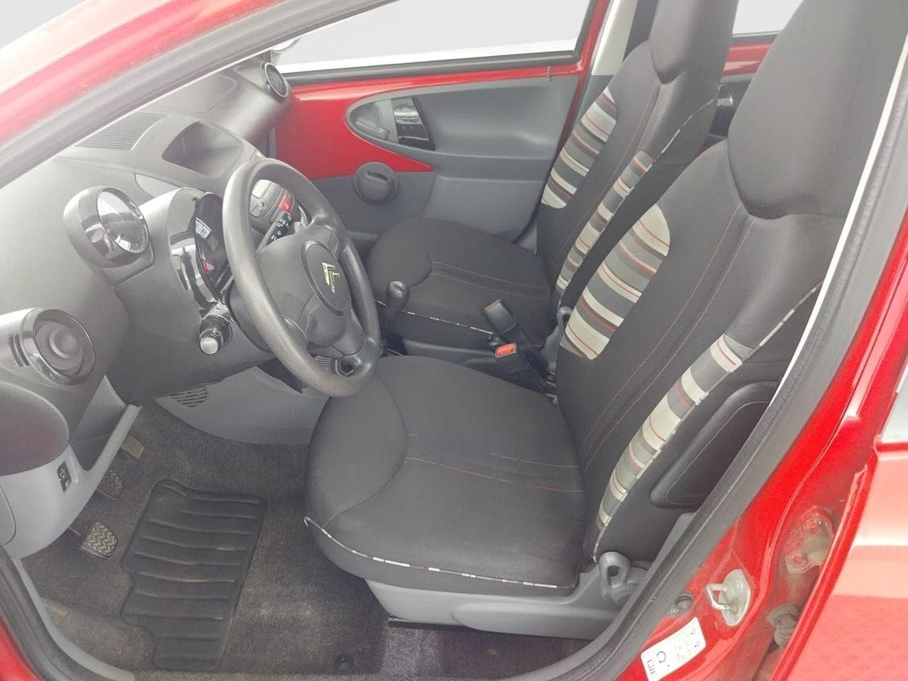 2011 Citroen C1 - 16
