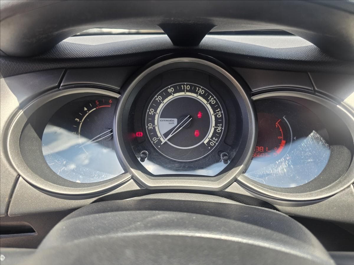 2013 Citroen C3 - 15