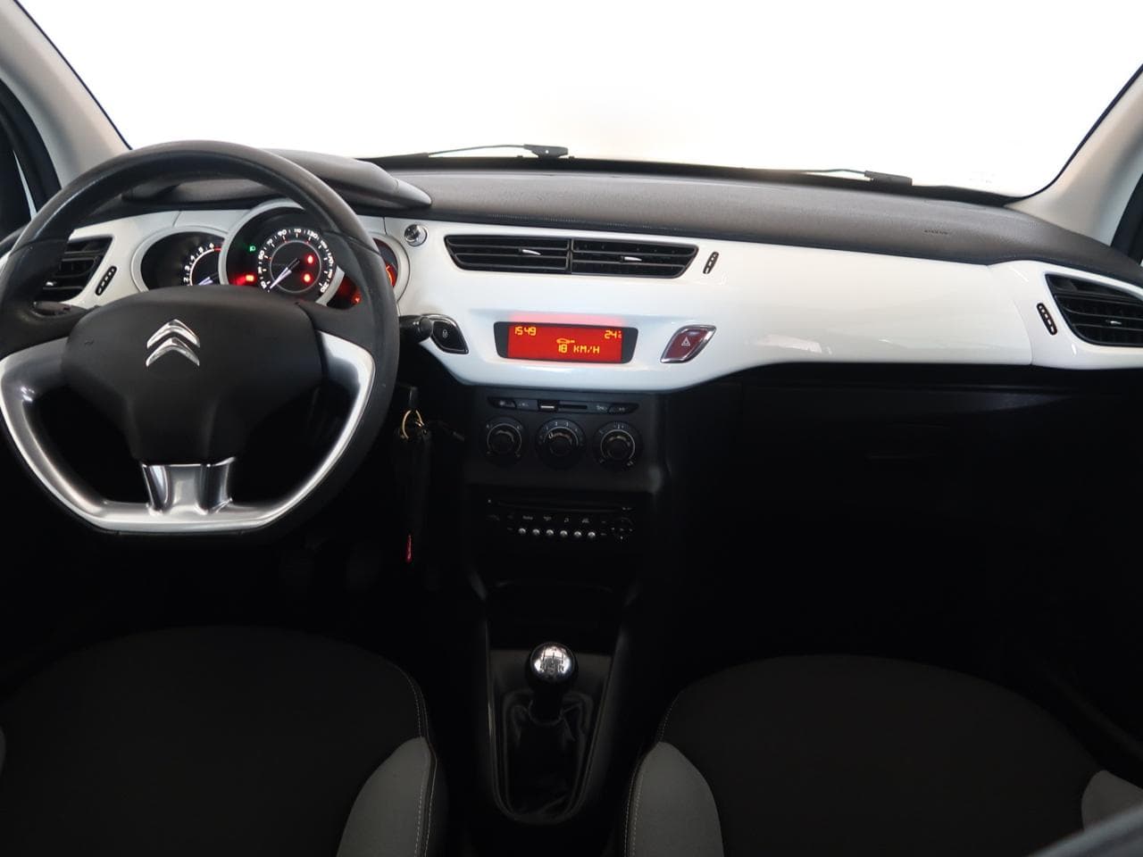 2012 Citroen C3 - 10