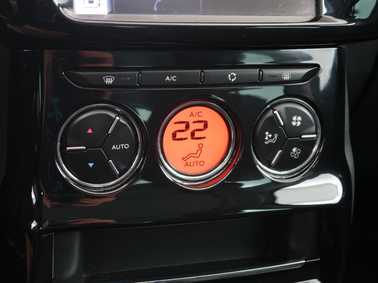 2016 Citroen C3 - 19