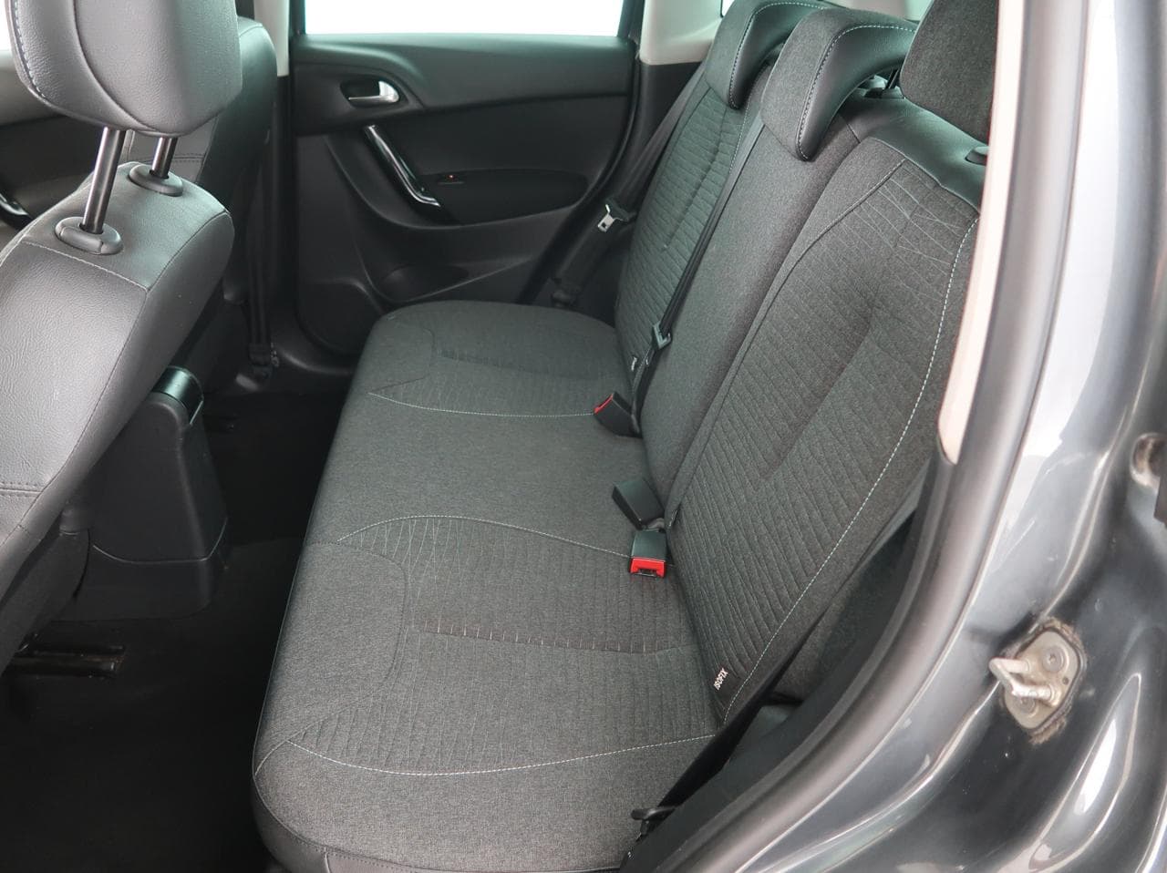 2016 Citroen C3 - 15