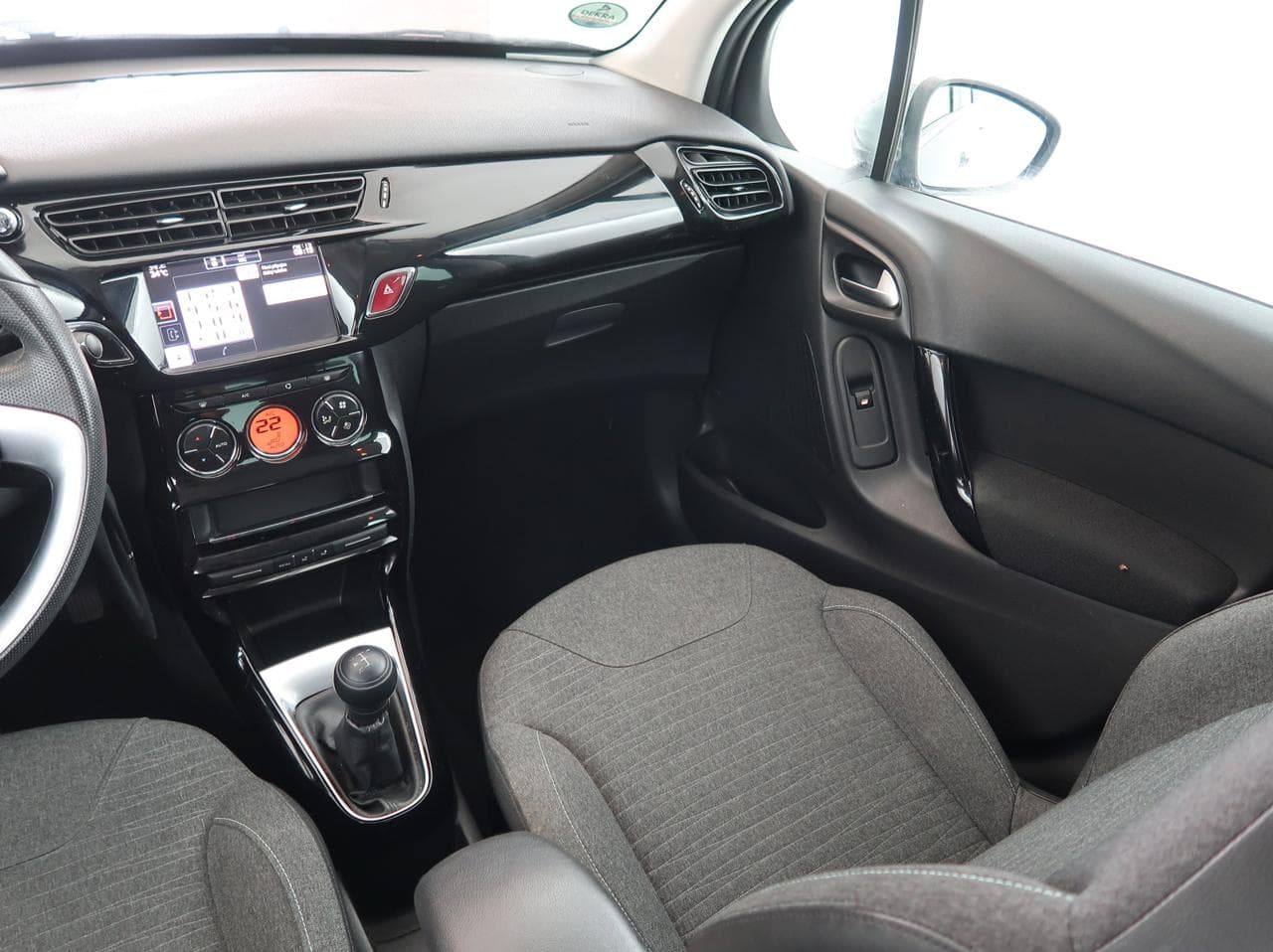 2016 Citroen C3 - 11