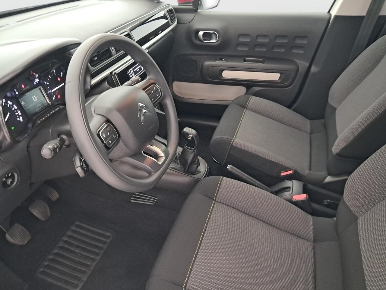 2020 Citroen C3 - 16