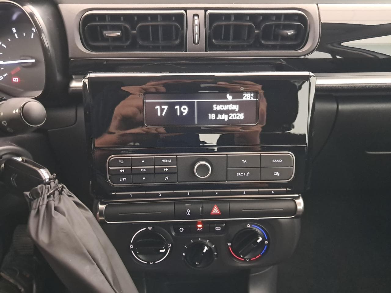 2020 Citroen C3 - 18