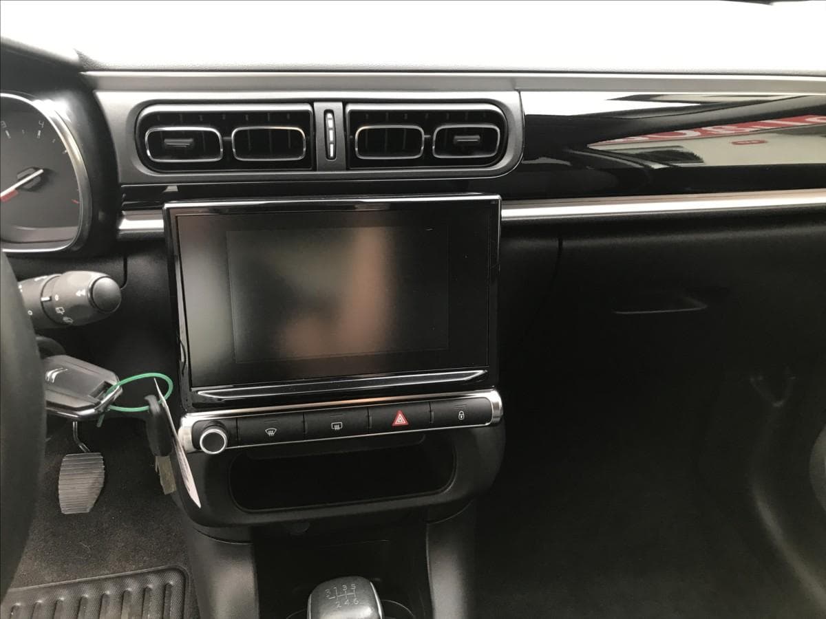 2018 Citroen C3 - 11