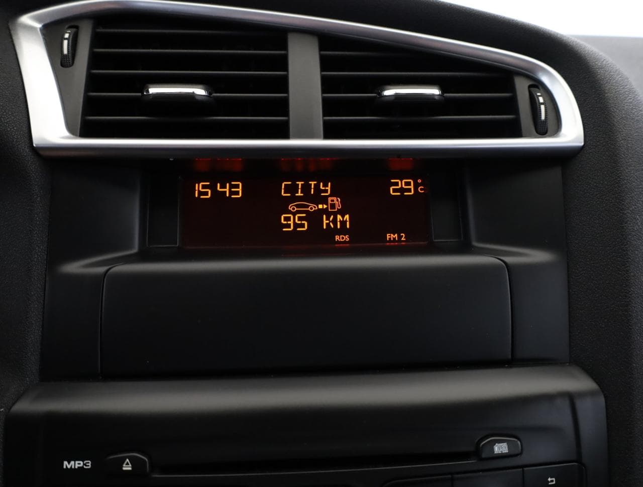2013 Citroen C4 - 19