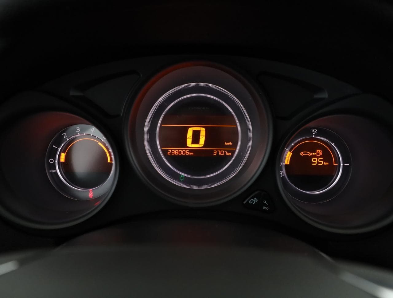 2013 Citroen C4 - 15