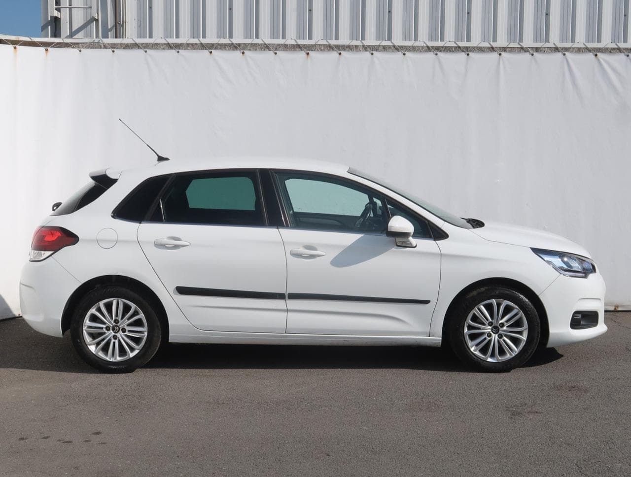 2016 Citroen C4 - 8