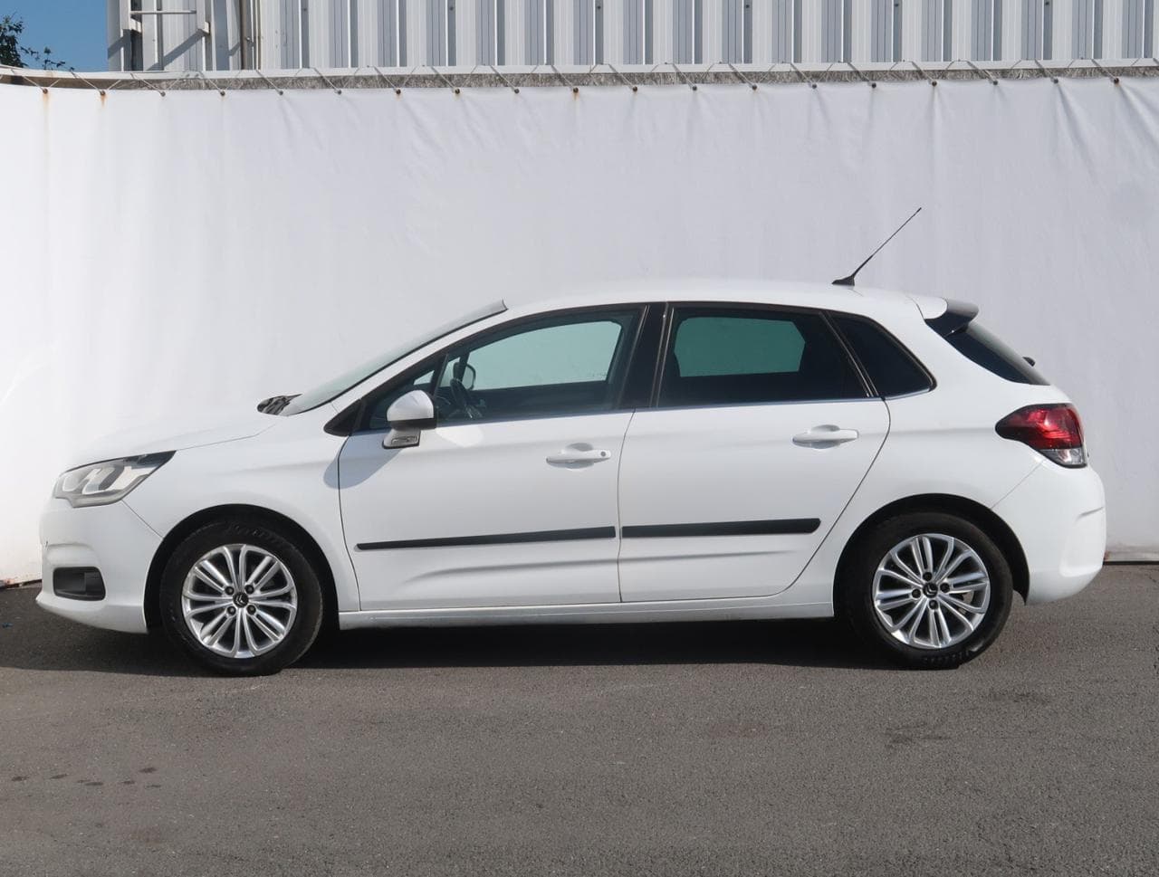 2016 Citroen C4 - 4