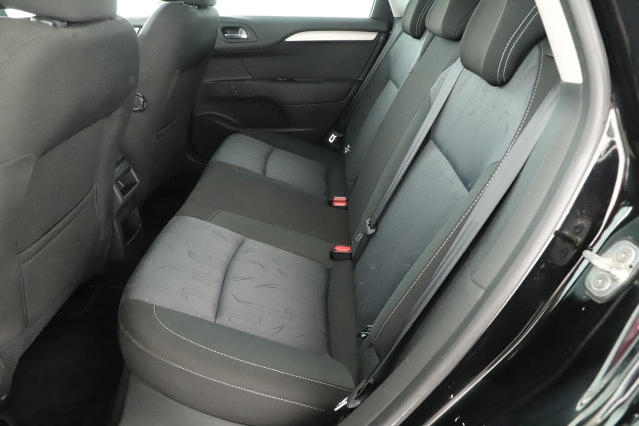 2012 Citroen C4 - 12