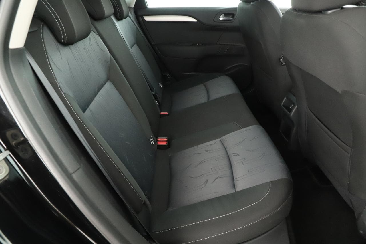 2012 Citroen C4 - 11