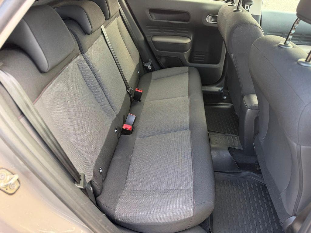 2018 Citroen C4 - 10