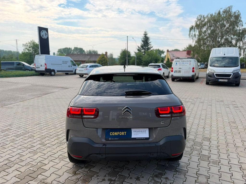 2018 Citroen C4 - 16