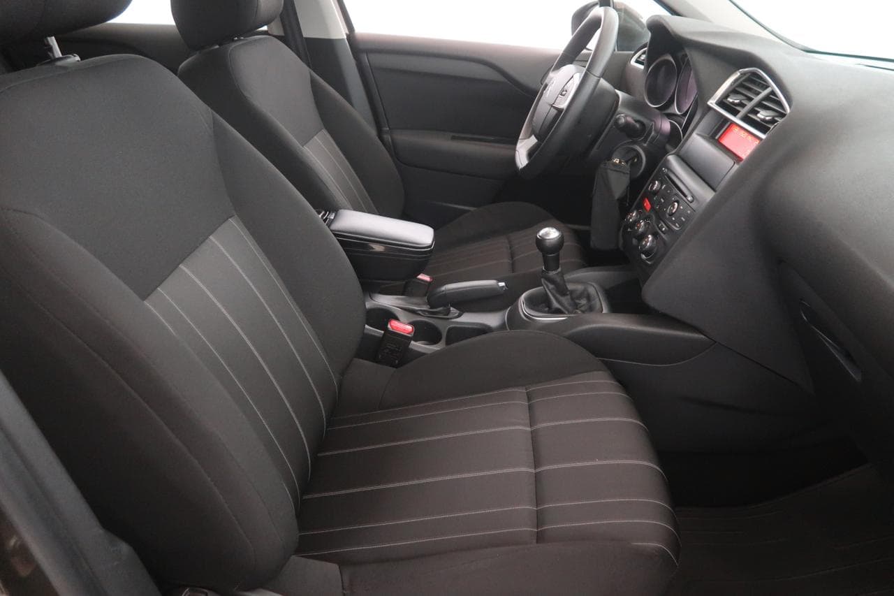 2013 Citroen C4 - 12