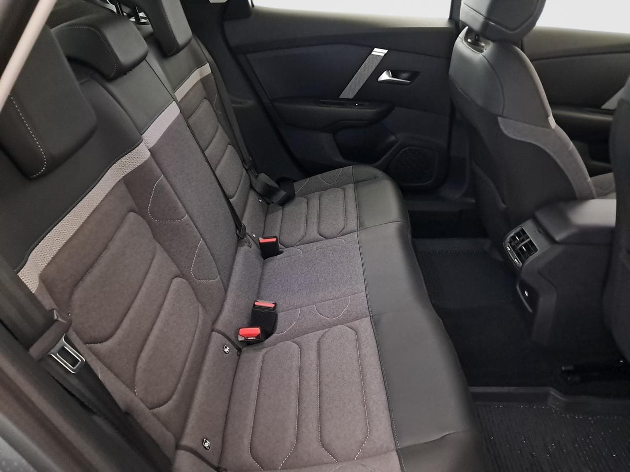 2023 Citroen C4 - 13