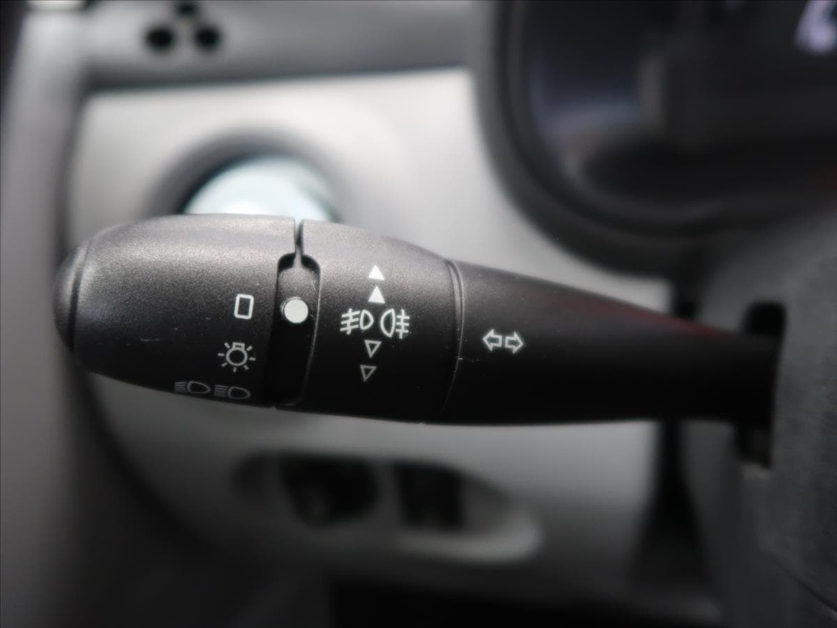 2003 Citroen C3 - 31