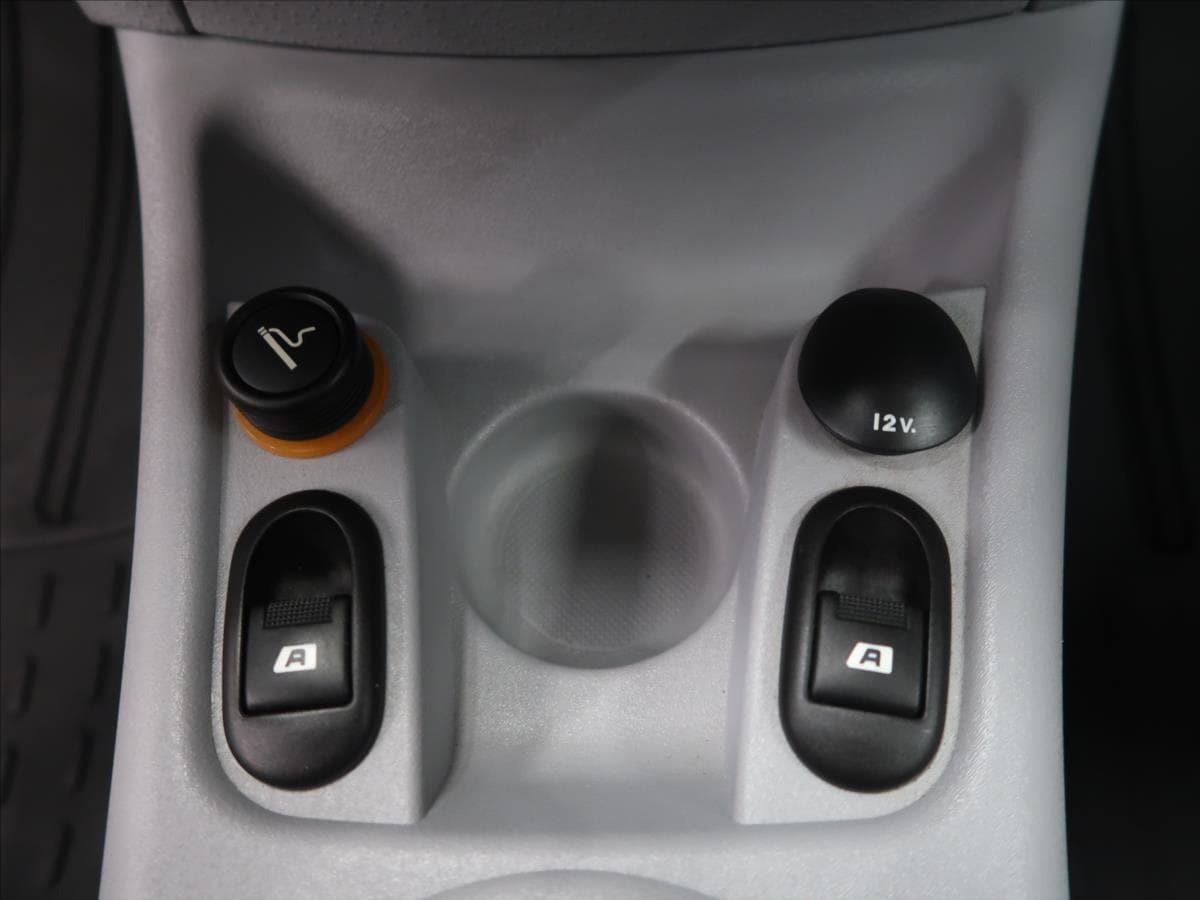2003 Citroen C3 - 28