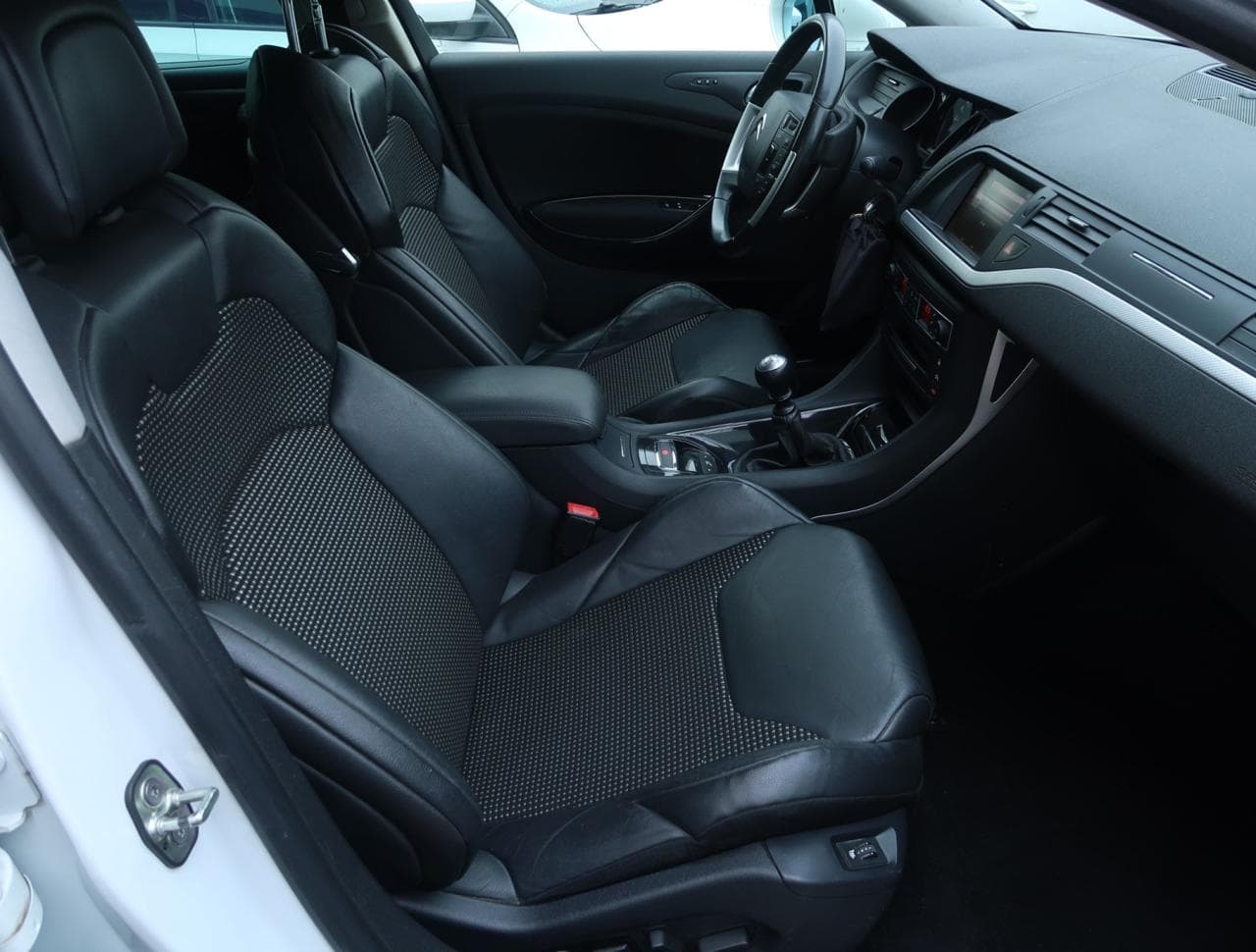 2016 Citroen C5 - 12