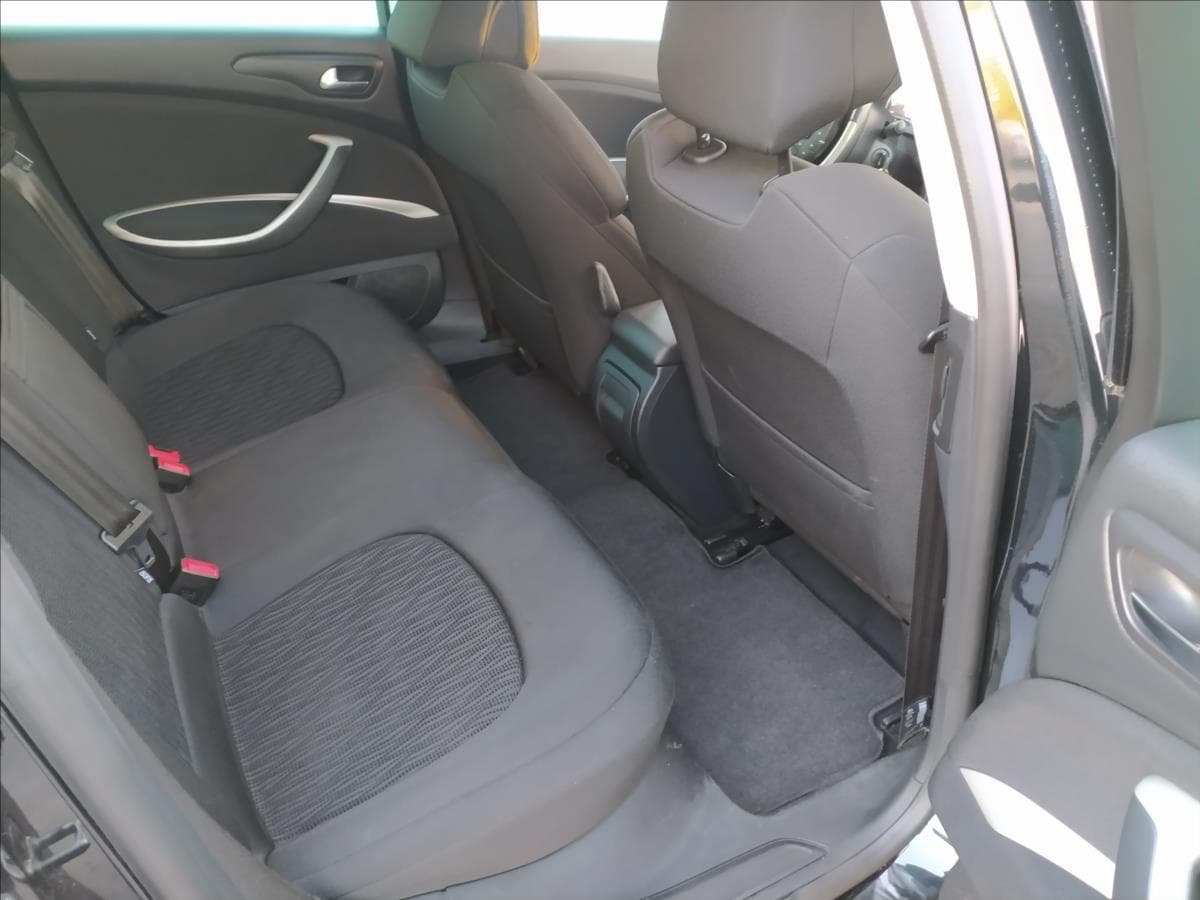 2012 Citroen C5 - 15