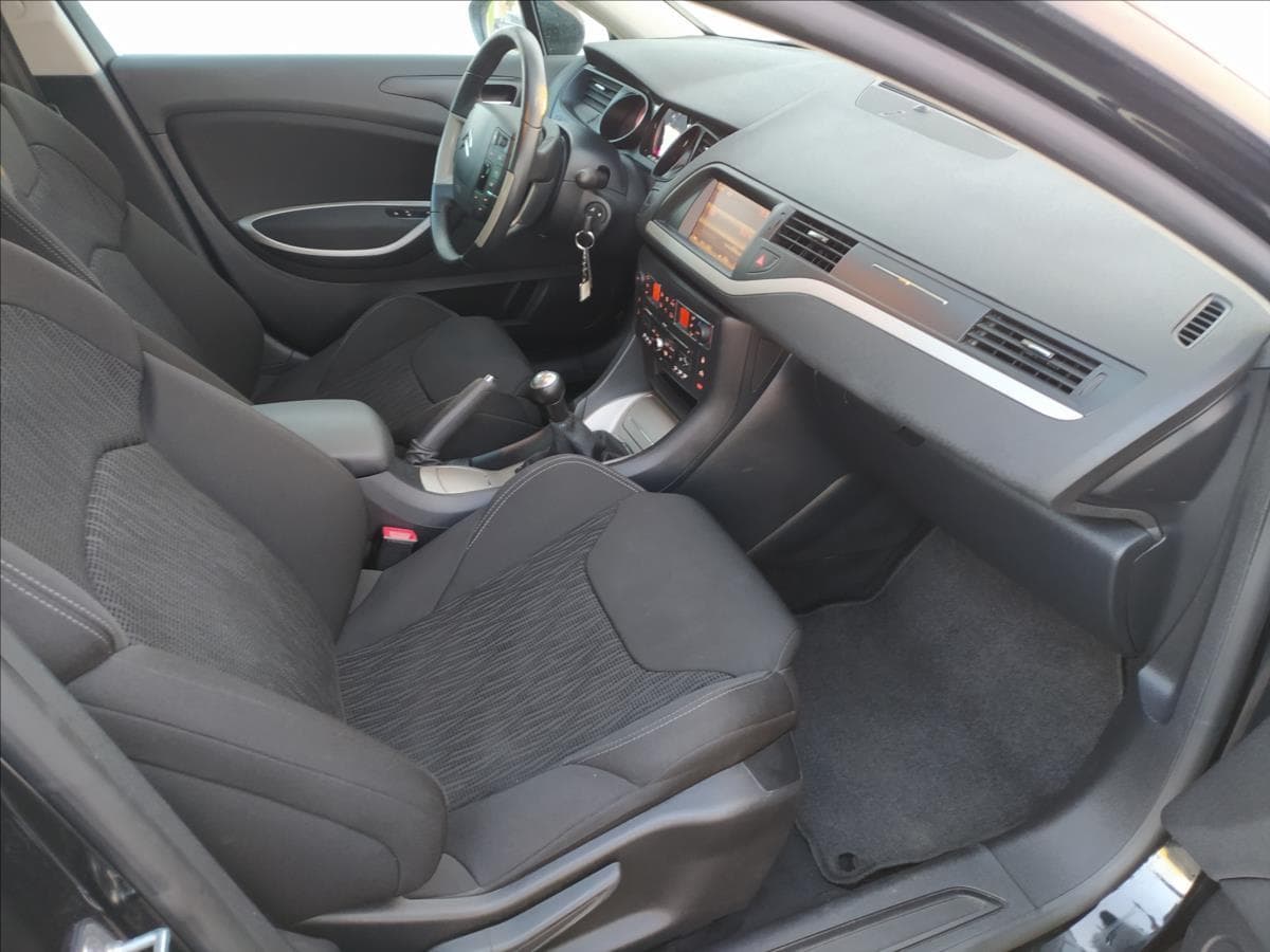 2012 Citroen C5 - 12