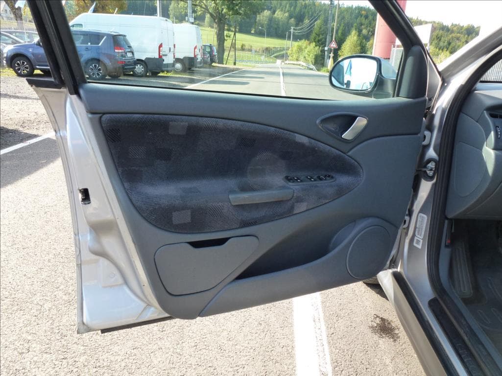 2001 Citroen C5 - 13
